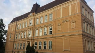 Škola, budova 2. stupně